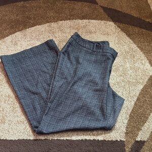 Worthington Gray Plaid Women's Trousers size 18